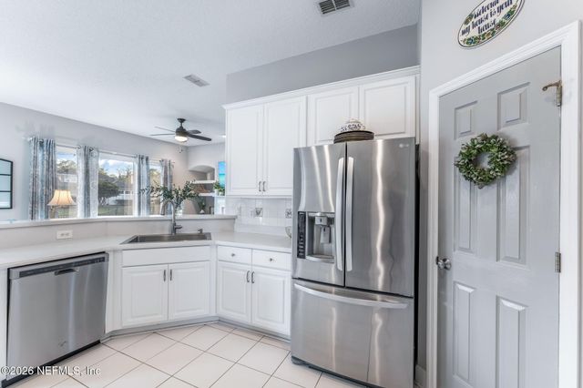 3840 MICHAELS LANDING Circle E, Jacksonville, FL 32224