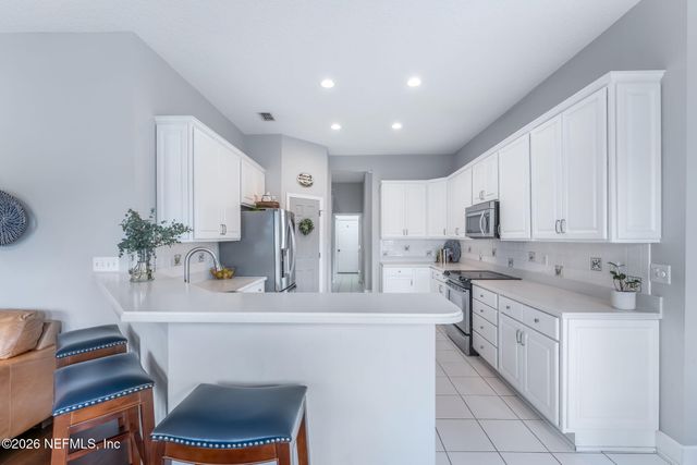 3840 MICHAELS LANDING Circle E, Jacksonville, FL 32224