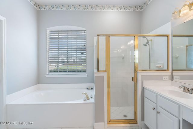 3840 MICHAELS LANDING Circle E, Jacksonville, FL 32224