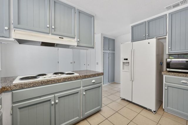 4071 Silver St, Rocklin, CA 95677