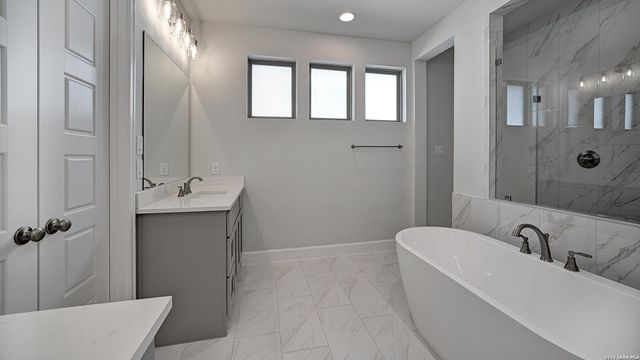 109 Merry Calf Lane, Boerne, TX 78006