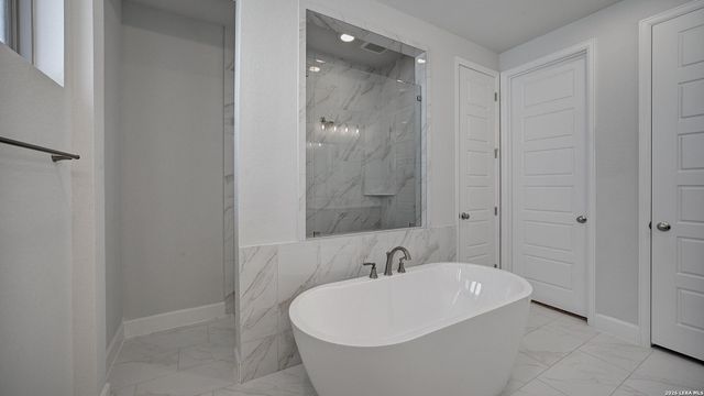 109 Merry Calf Lane, Boerne, TX 78006