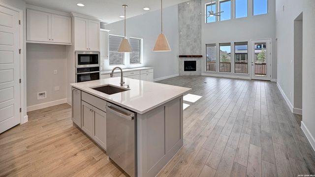 109 Merry Calf Lane, Boerne, TX 78006