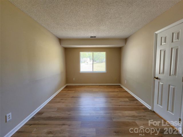 6227 Mayridge Drive, Charlotte, NC 28215