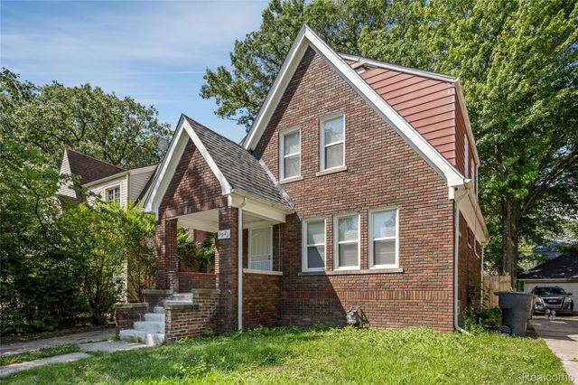 3921 Three Mile Drive, Detroit, MI 48224