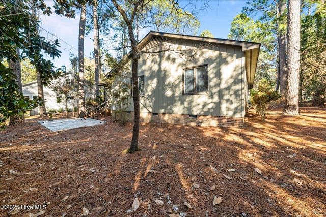 215 Merion Circle, Pinehurst, NC 28374