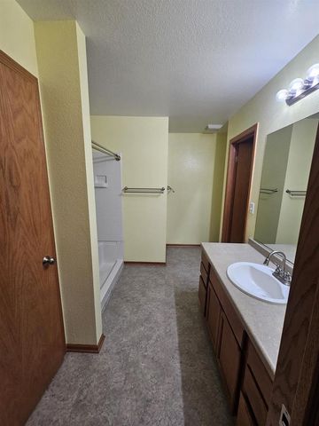 116 Prairie View Drive, Beaver Dam, WI 53916