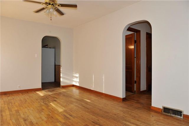 123 E Atkinson Avenue, Pittsburg, KS 66762