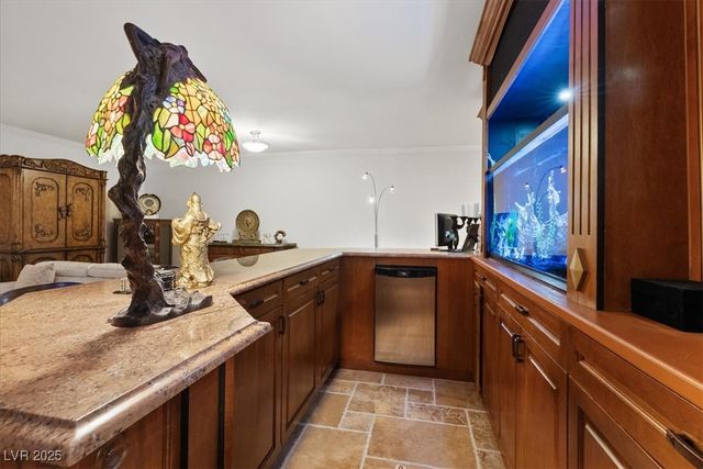 2747 Paradise Road 501, Las Vegas, NV 89109