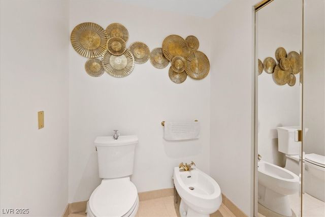 2747 Paradise Road 501, Las Vegas, NV 89109