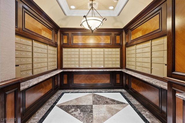 2747 Paradise Road 501, Las Vegas, NV 89109