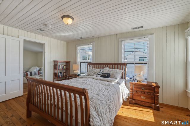 11 Tuxis Road, Madison, CT 06443