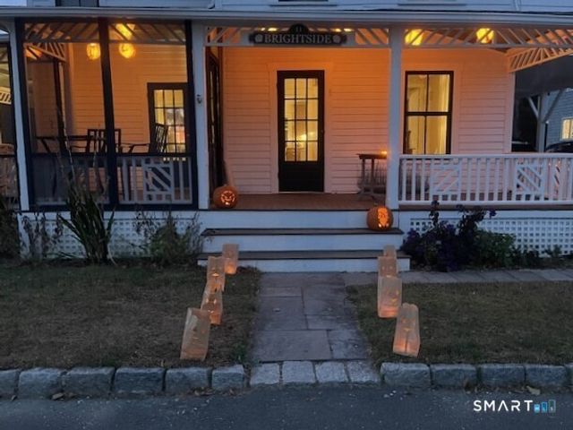 11 Tuxis Road, Madison, CT 06443