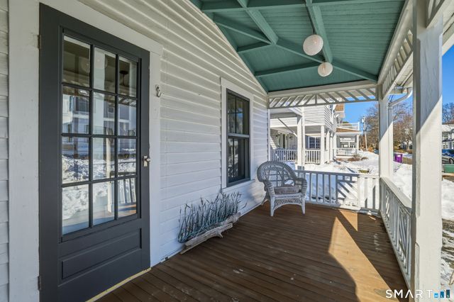 11 Tuxis Road, Madison, CT 06443