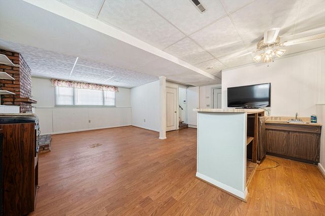 76 Short Sreet, Brockton, MA 02302