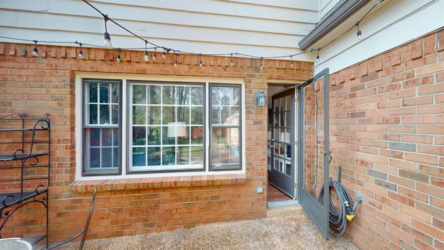 8452 WINTHROP CT, Germantown, TN 38139