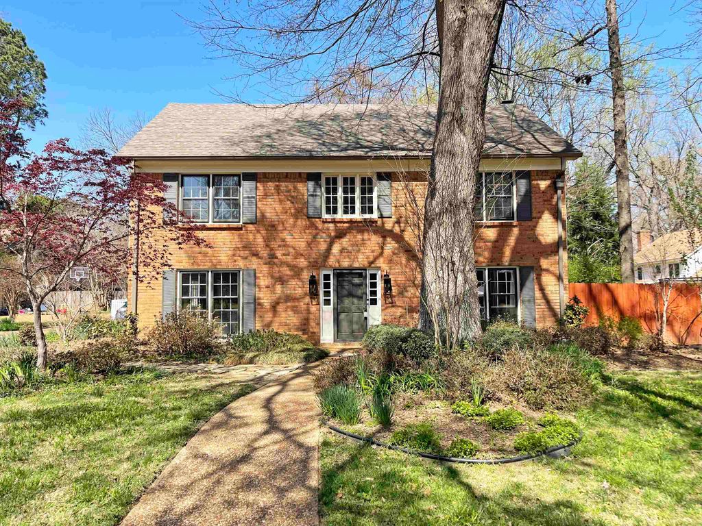 8452 WINTHROP CT, Germantown, TN 38139