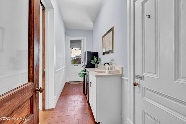 412 S 3rd Street, Wilmington, NC 28401