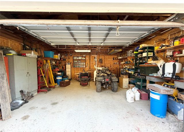 2985 Collettsville Road, Lenoir, NC 28645