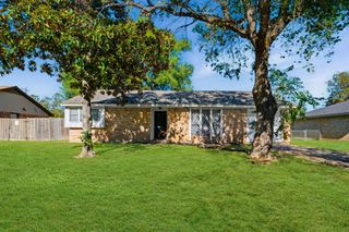 3418 Schroeder Avenue, Needville, TX 77461