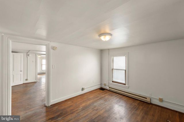 706 W KING ST, Martinsburg, WV 25401