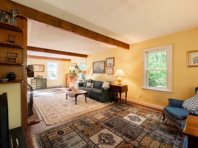 160 Tremont St, Duxbury, MA 02332