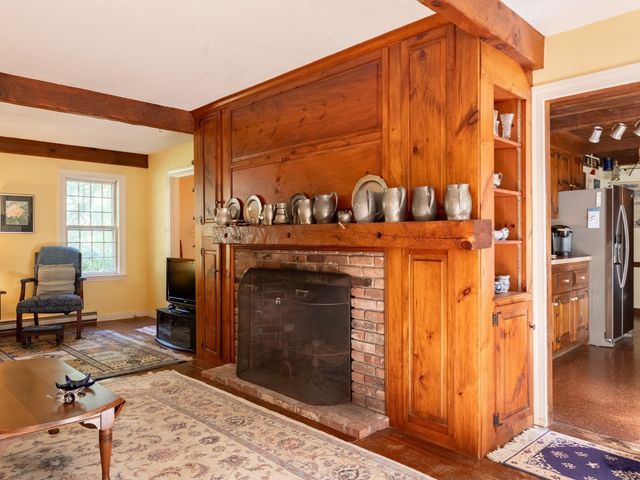 160 Tremont St, Duxbury, MA 02332