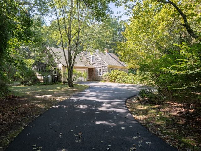 160 Tremont St, Duxbury, MA 02332