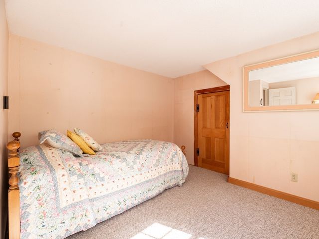 160 Tremont St, Duxbury, MA 02332