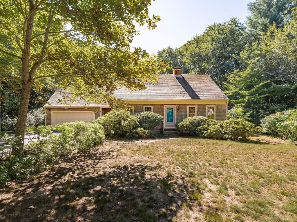 160 Tremont St, Duxbury, MA 02332