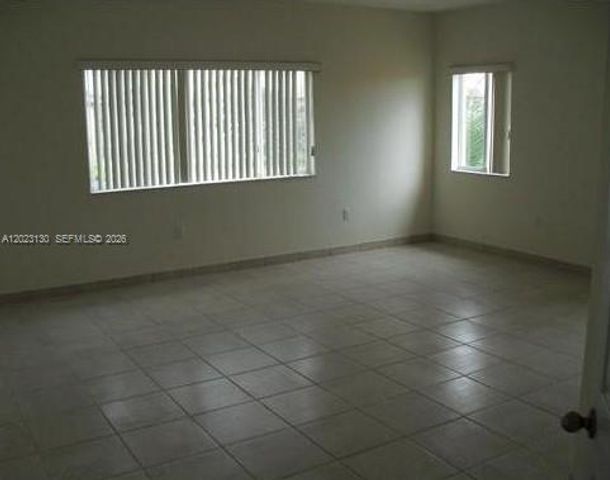 1423 NE 40th Rd 1423, Homestead, FL 33033