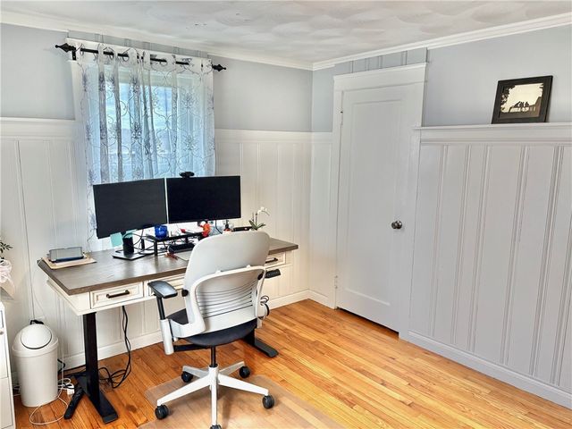 33 Rose Hill Drive, Cranston, RI 02920