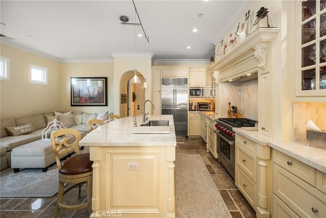 3222 Clay Street, Newport Beach, CA 92663