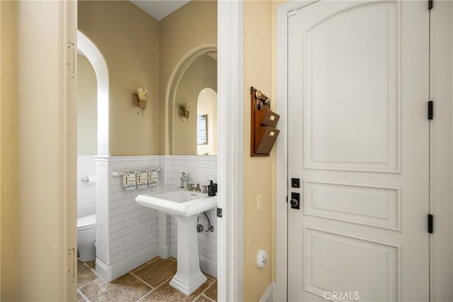 3222 Clay Street, Newport Beach, CA 92663