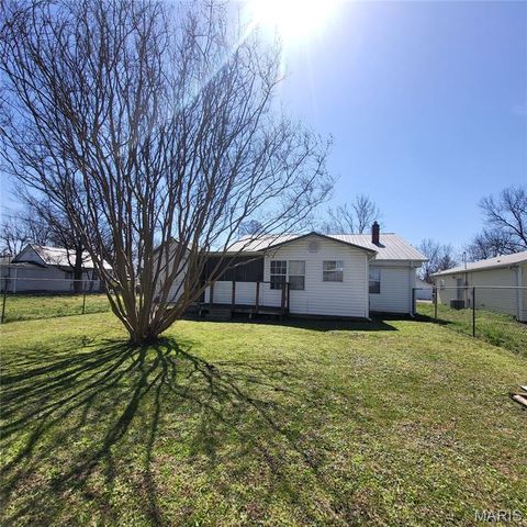 1009 Nickey Street, Poplar Bluff, MO 63901