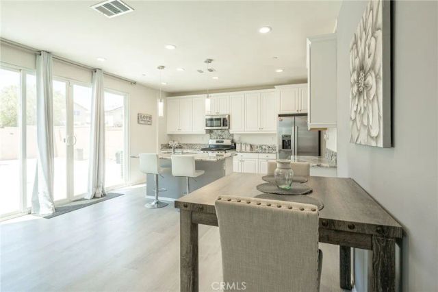 14335 Plymouth Street, Hesperia, CA 92344