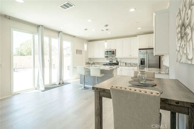 14335 Plymouth Street, Hesperia, CA 92344