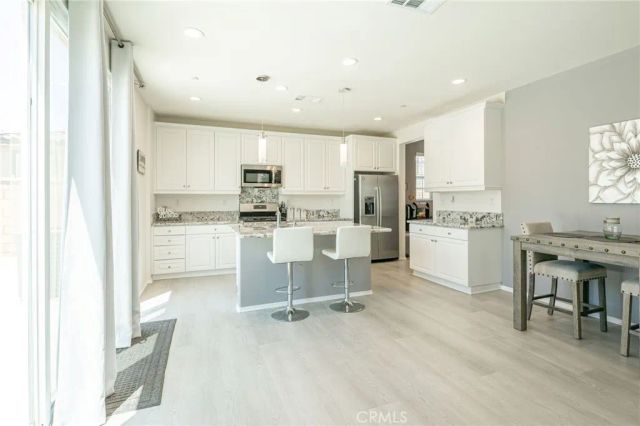 14335 Plymouth Street, Hesperia, CA 92344