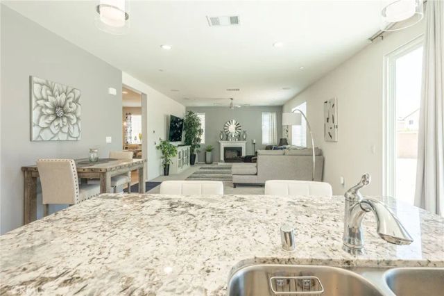 14335 Plymouth Street, Hesperia, CA 92344