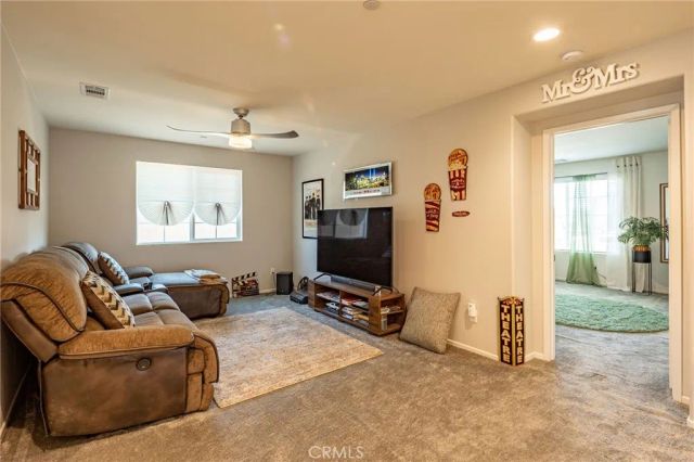 14335 Plymouth Street, Hesperia, CA 92344