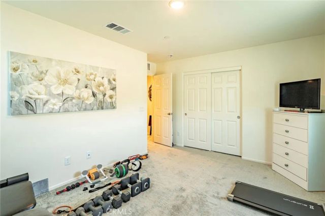 14335 Plymouth Street, Hesperia, CA 92344