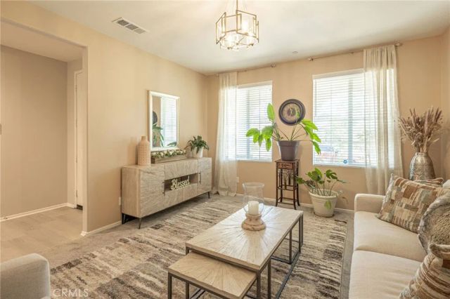 14335 Plymouth Street, Hesperia, CA 92344