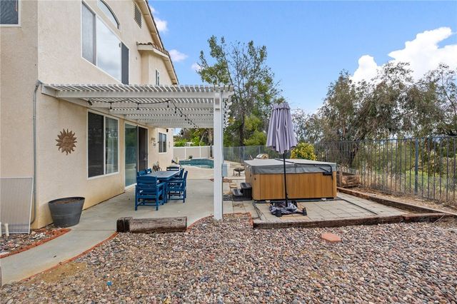 23926 Button Bush Court, Murrieta, CA 92562