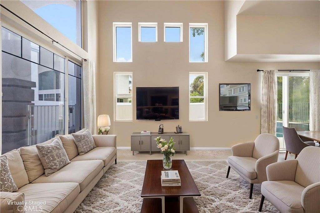Image 5 of property listing at 23926 Button Bush Court, Murrieta, CA 92562