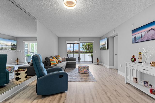 13355 SW 16th Court 211E, Pembroke Pines, FL 33027