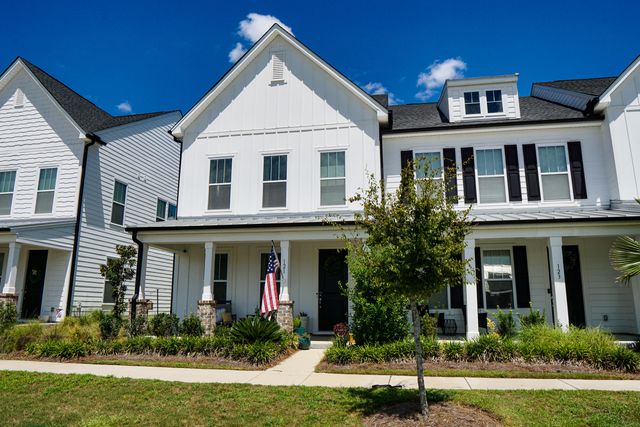 121 Summer Tanager Drive, Ravenel, SC 29470