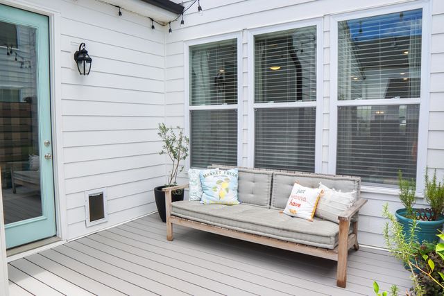121 Summer Tanager Drive, Ravenel, SC 29470