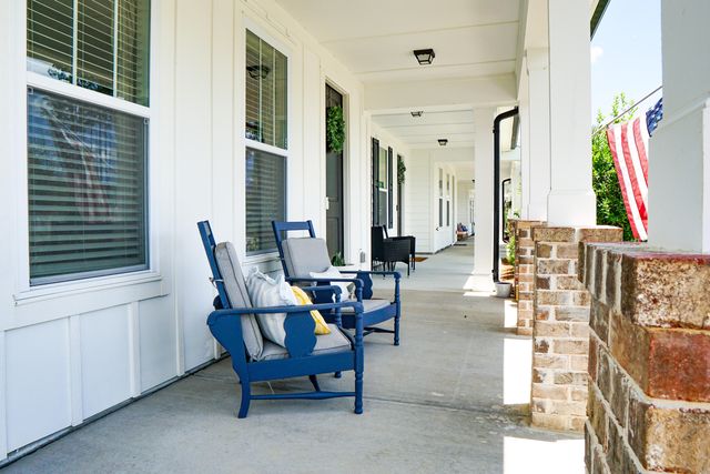 121 Summer Tanager Drive, Ravenel, SC 29470
