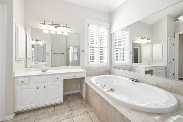 7327 Rocking Chair Lane, Hoschton, GA 30548