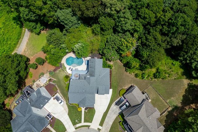 7327 Rocking Chair Lane, Hoschton, GA 30548
